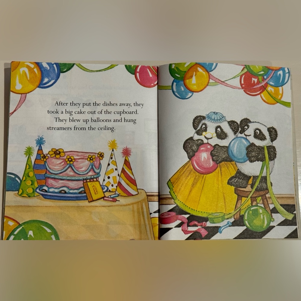 Vintage 1982 Panda Bear's Secret - First Little Golden Book Muntean Santoro - Picture 10 of 16